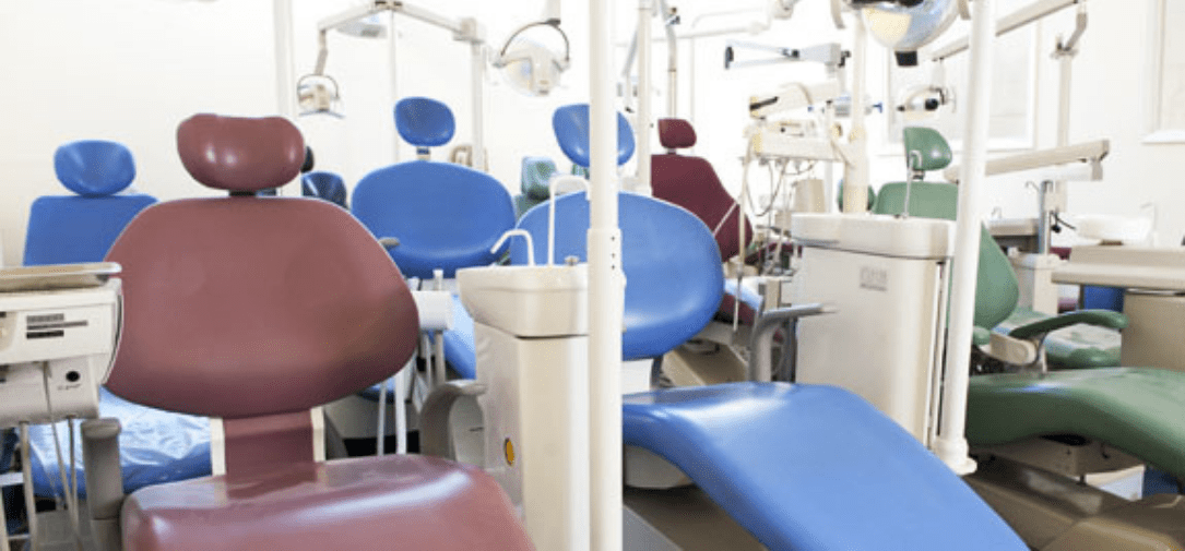 Ergonomic dental chair modern